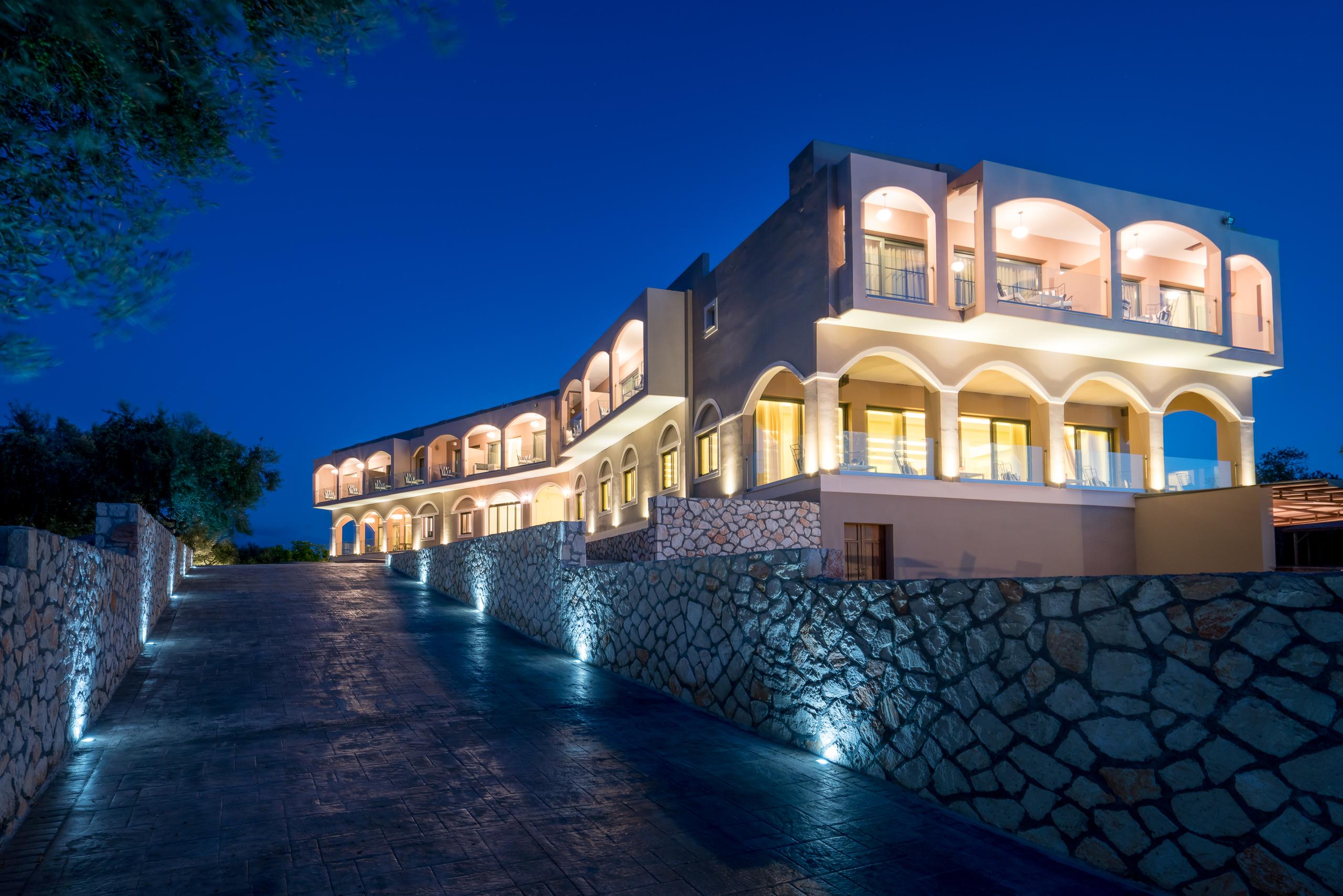 Elegance Luxury Executive Suites - Adults Only Трагаки Экстерьер фото