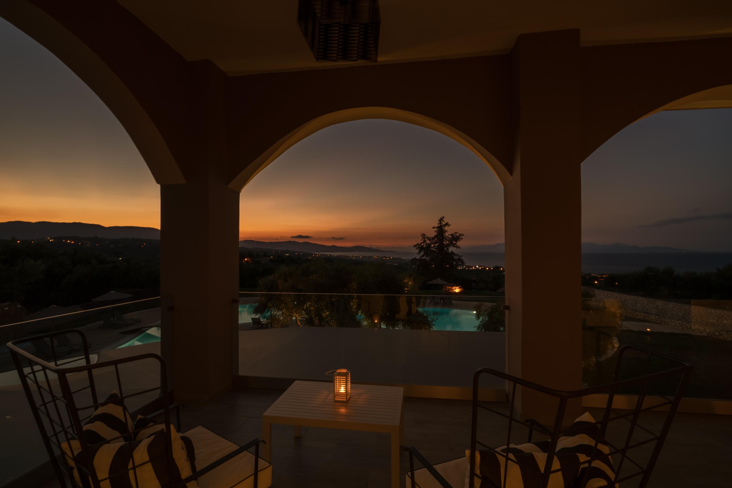 Elegance Luxury Executive Suites - Adults Only Трагаки Экстерьер фото