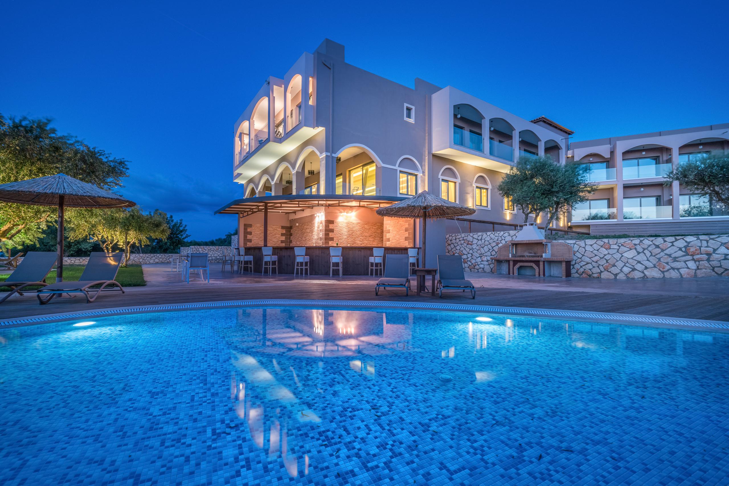 Elegance Luxury Executive Suites - Adults Only Трагаки Экстерьер фото