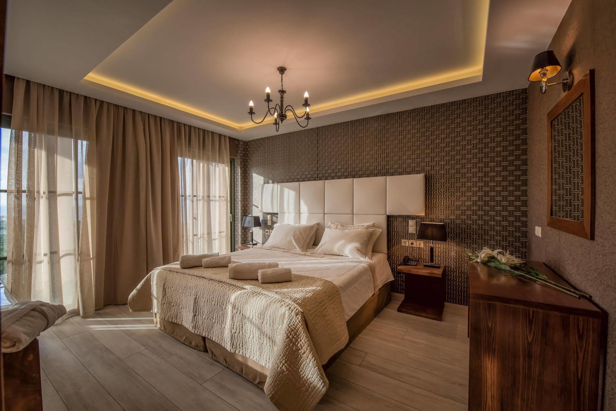 Elegance Luxury Executive Suites - Adults Only Трагаки Экстерьер фото